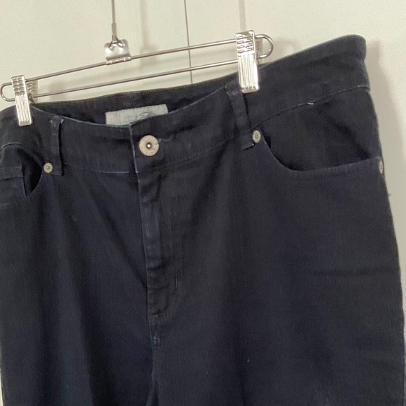 CHICO’S DARK BLUE MIDNIGHT NAV PLATINUM SOFT JEANS 2.5 BOOT CUT  12 14 NICE - Picture 1 of 3